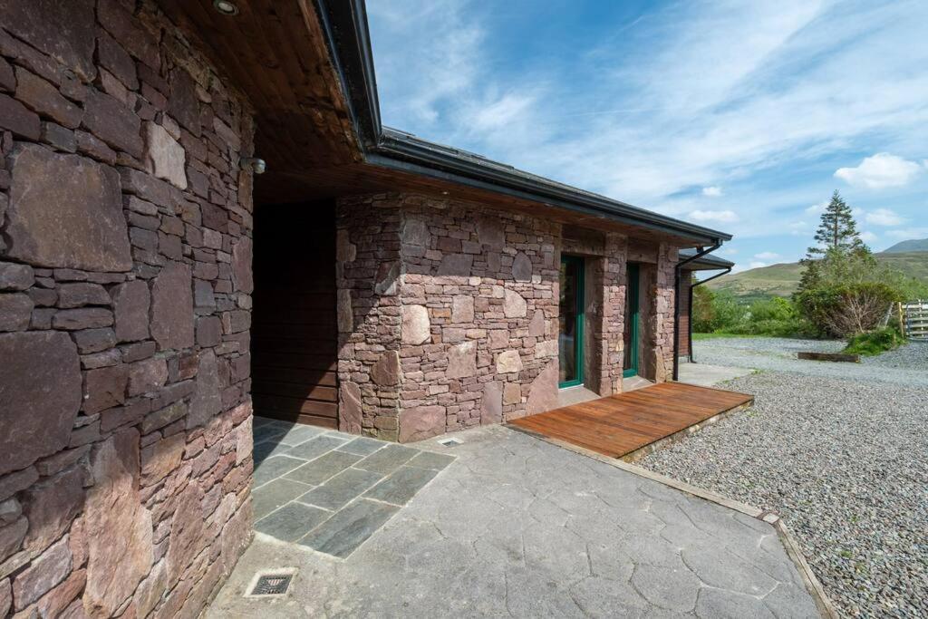 Heather Lodge With Sea And Mountain Views Leenaun Zewnętrze zdjęcie
