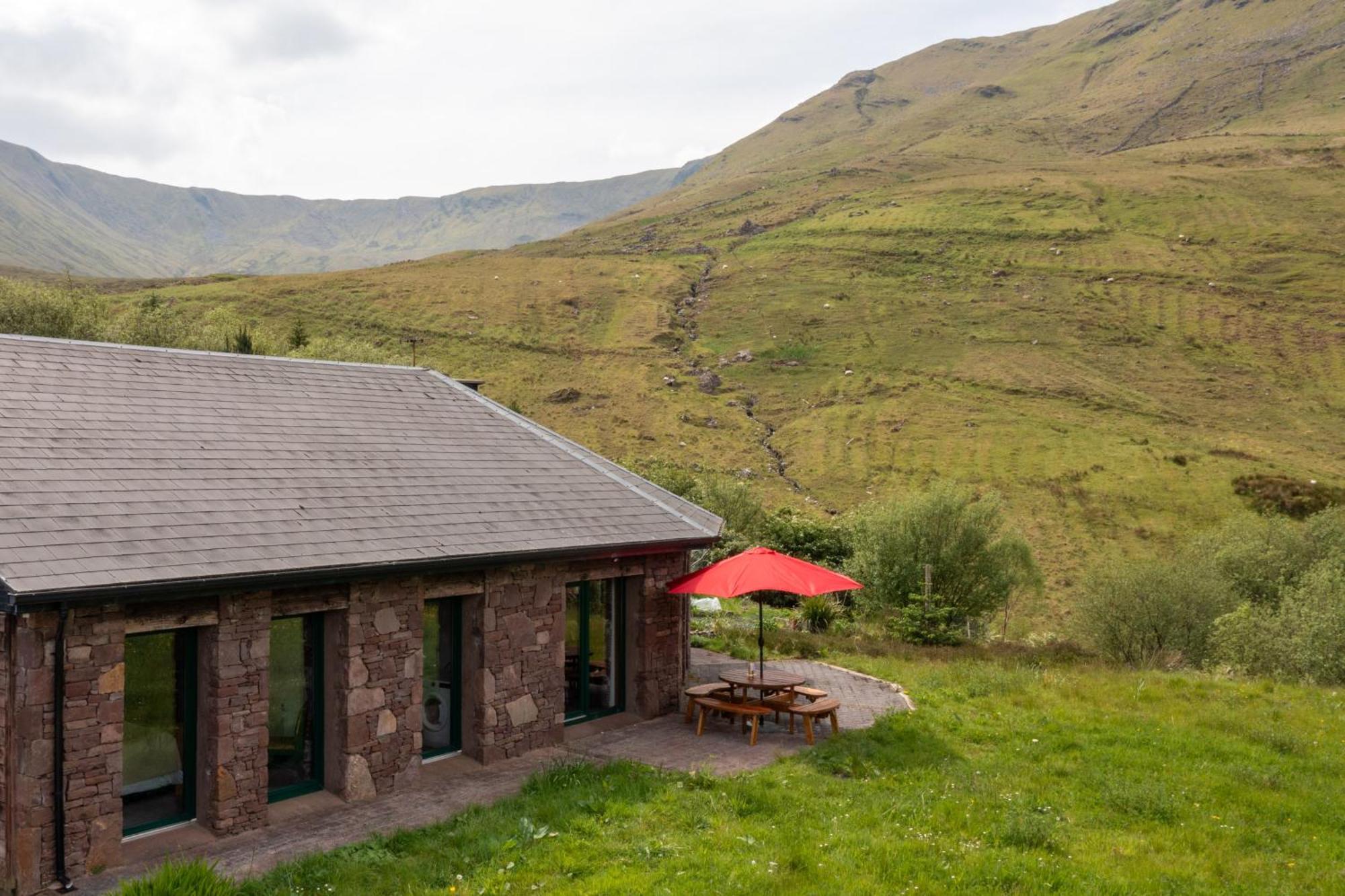 Heather Lodge With Sea And Mountain Views Leenaun Pokój zdjęcie